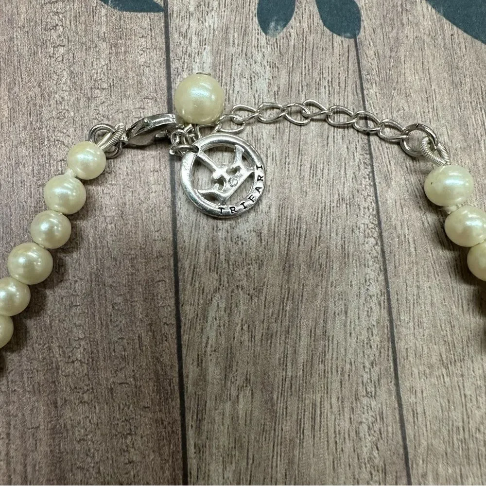 Crown Trifari Pearl Necklace B6‎